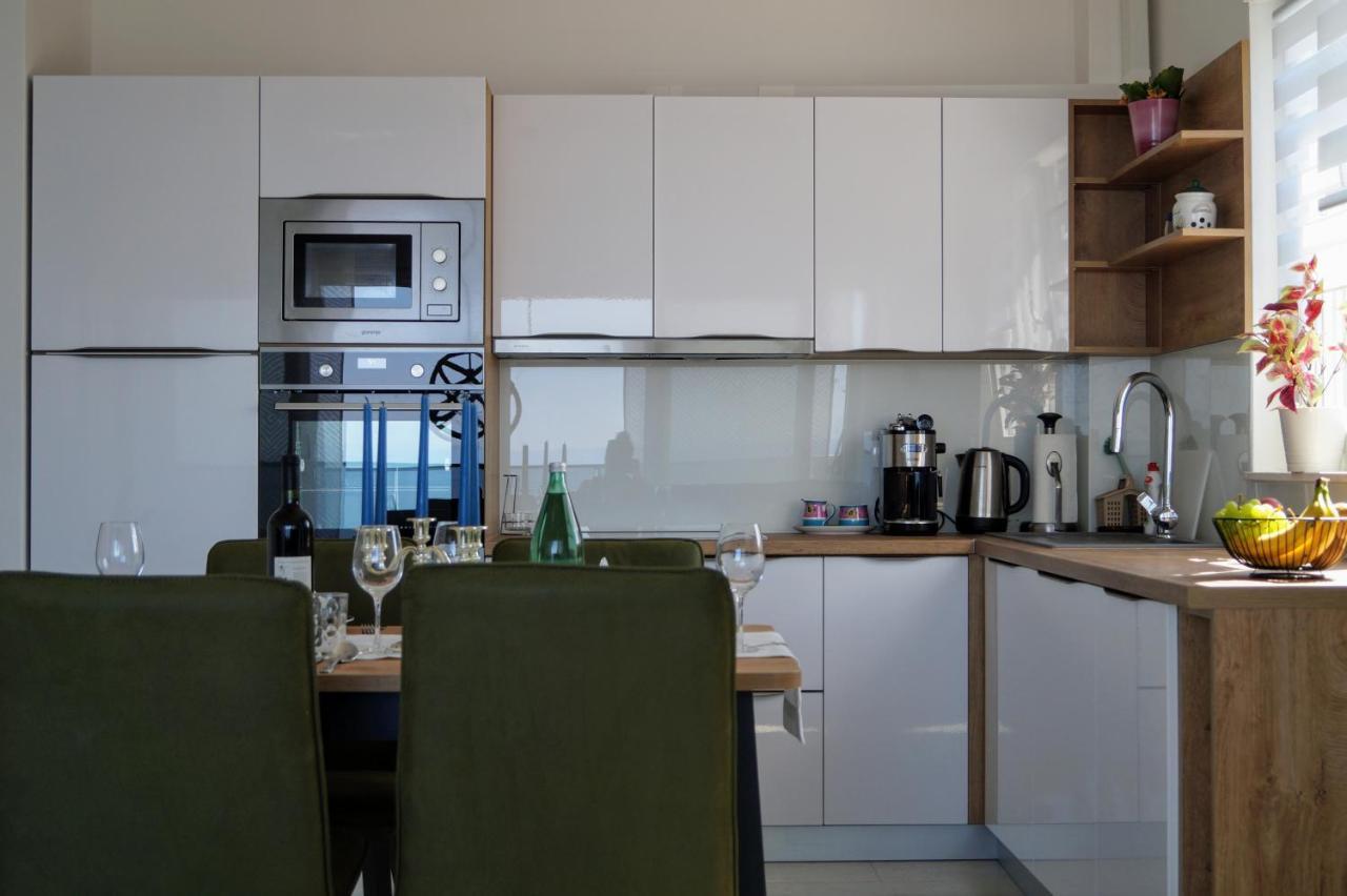 Apartment Ivona With Beautiful Seaview Makarska Dış mekan fotoğraf